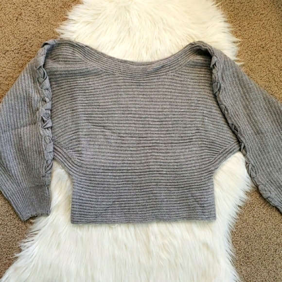 Sexy Knitted Lace Up Sweater Off Shoulder Style - Picture 6 of 8